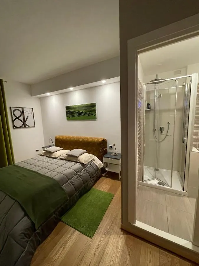 Smart House Rooms Central Luxury Bergame Italie