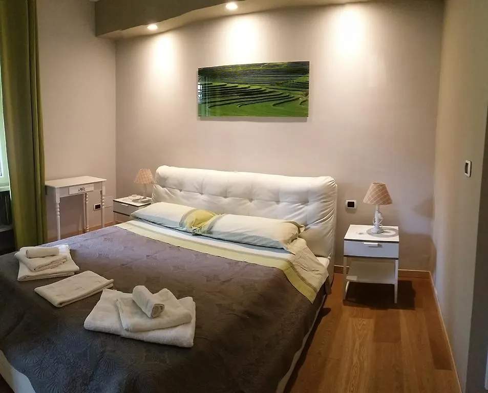 Smart House Rooms Central Luxury Bergame Couette-café