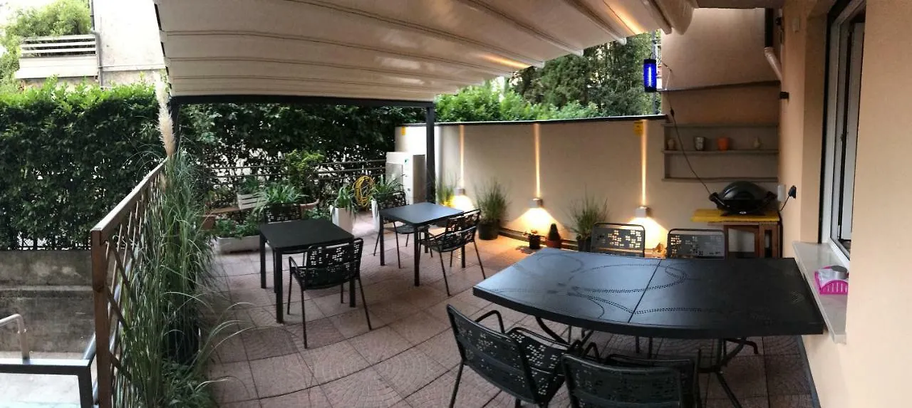 Smart House Rooms Central Luxury Bergame Italie